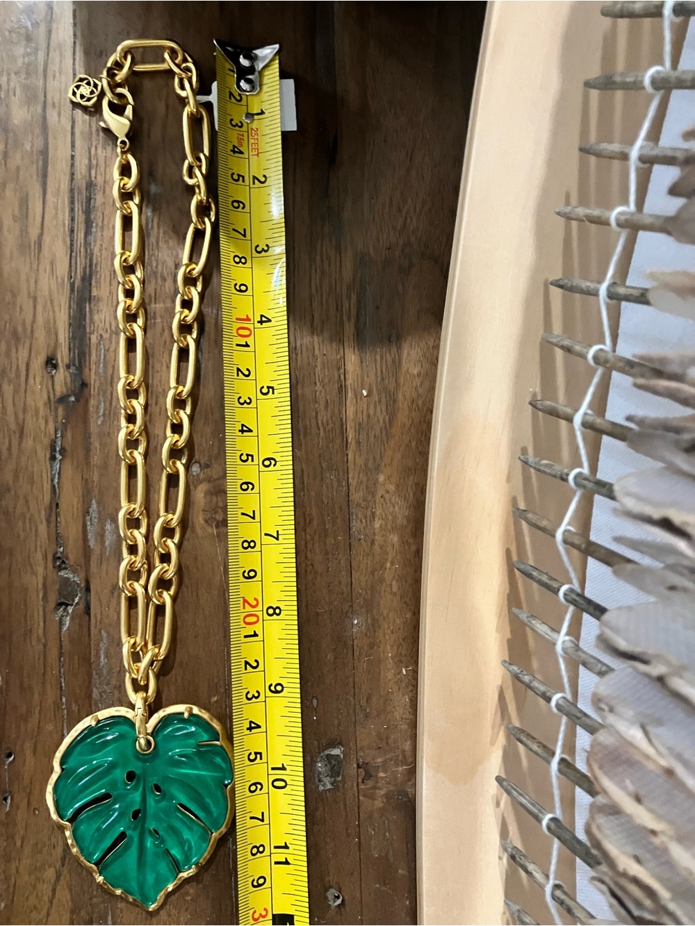 Kendra Scott Kayla Gold Chain Necklace with Green Monstera Leaf Pendant - Picture 7 of 8